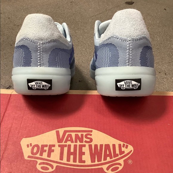 UltimateWaifle Transiucent delicate blue/limoges - Picture 3 of 4